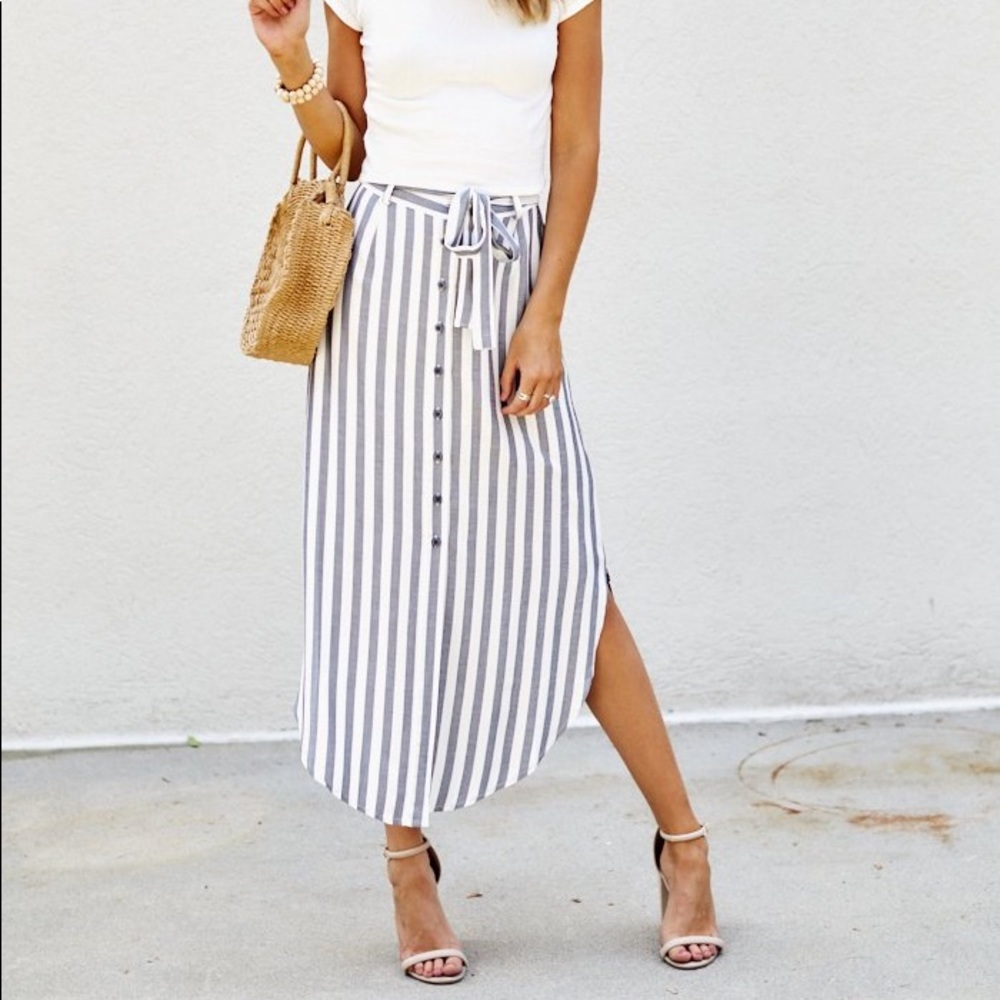 BB Dakota White/Blue Stripe Skirt, Size M